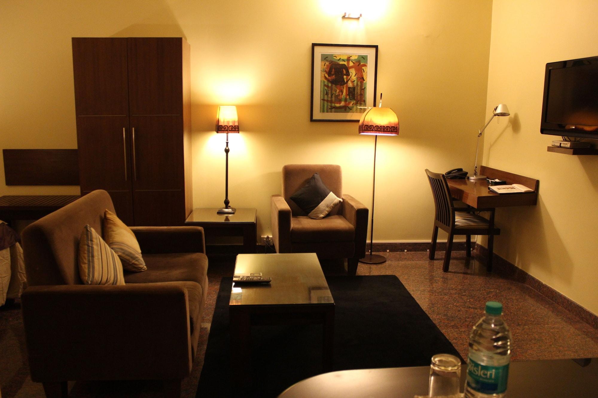 Justa Indiranagar Aparthotel Bangalore Exterior photo