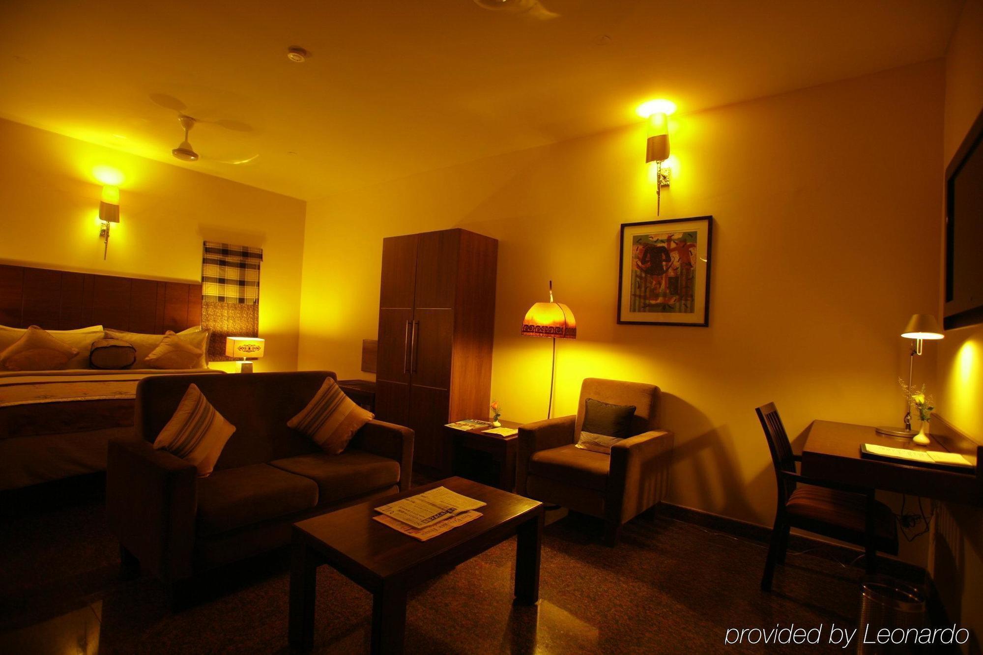 Justa Indiranagar Aparthotel Bangalore Exterior photo