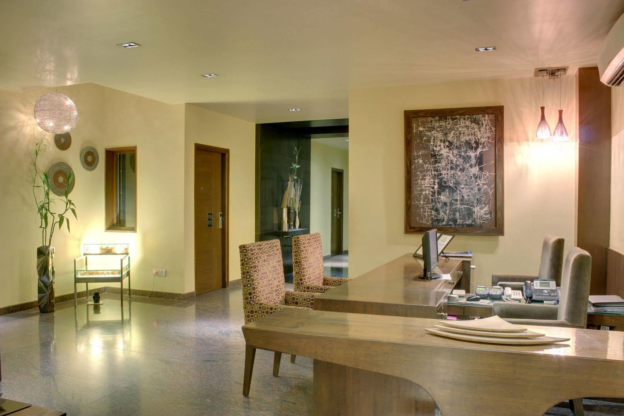 Justa Indiranagar Aparthotel Bangalore Exterior photo